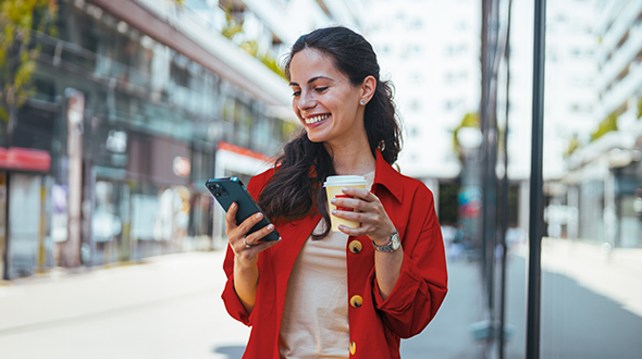 ¿Cambiaste de celular y necesitas activar tu app en el nuevo?